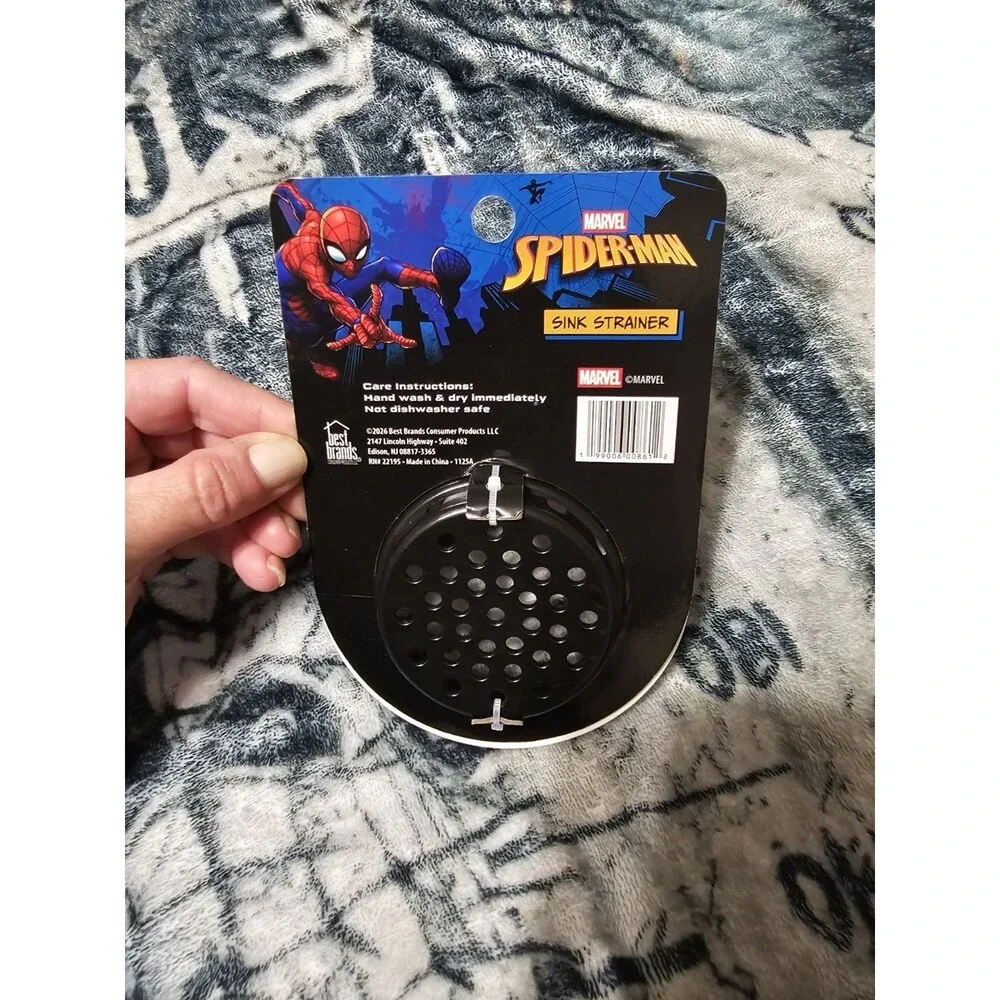 Lot of Two Marvel Spiderman Oven Mitts & a Sink Strainer NEW